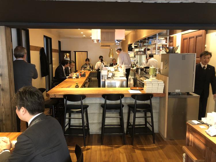 鎌倉かつ亭 あら珠 総本店