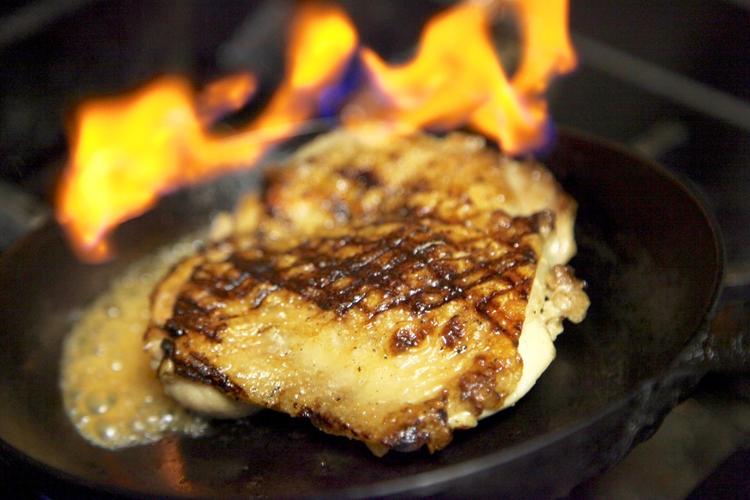 先輩料理人たちがしっかりと指導します