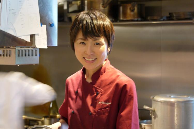 女性シェフが腕を振るう人気レストラン。