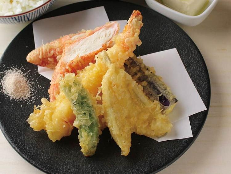 天ぷらの盛り合わせ