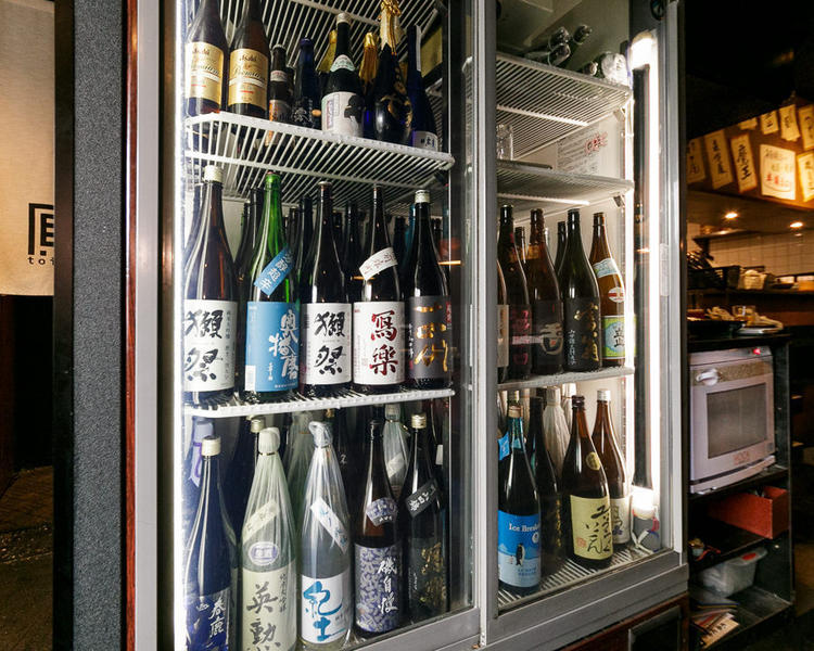 日本酒好きの店主こだわりのラインナップ