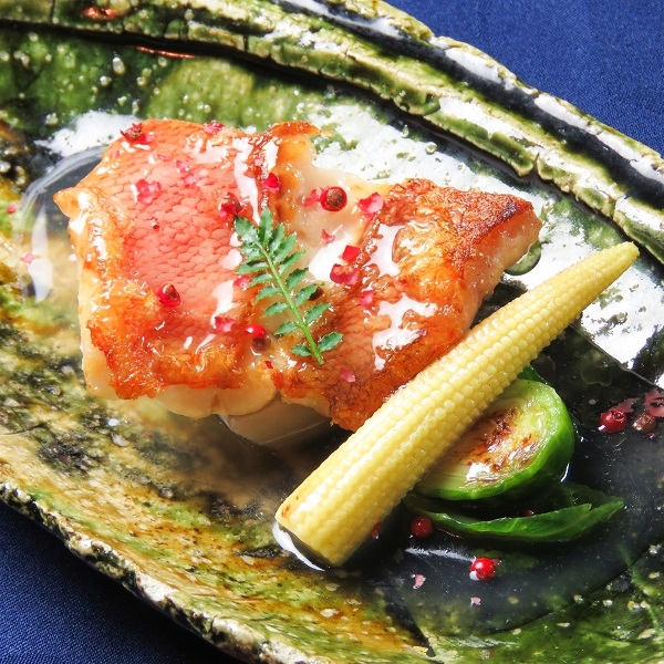 九州から空輸される食材(ジャポニムズ)