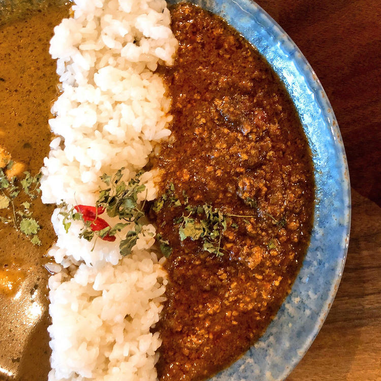 人気のスパイスカレー