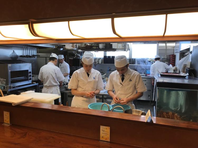カウンターからお客様の美味しい!聞こえる