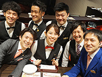 チームワーク重視の仲間たち
