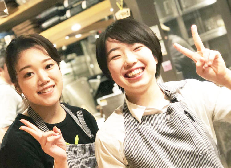 スタッフみんな明るいです