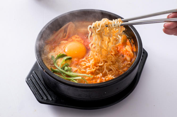 韓国料理 bibim' ソラリアプラザ天神店