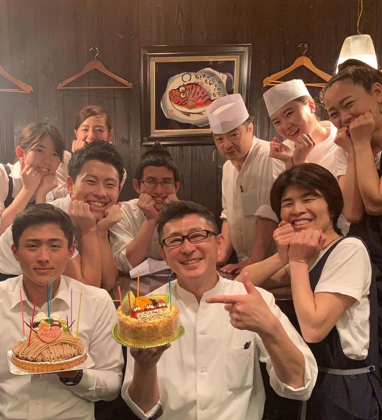 スタッフの誕生日のお祝いです。