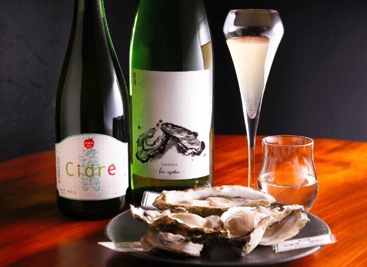 牡蠣と泡酒のペアリングが大好評