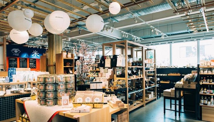 AKOMEYA TOKYO in la kagū