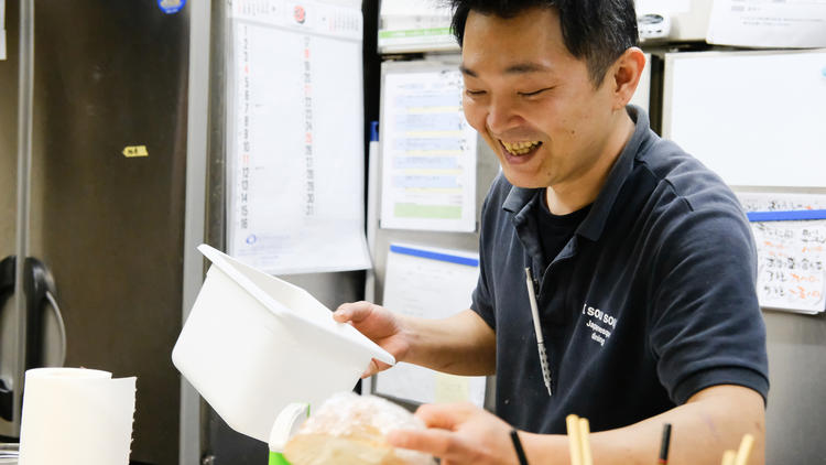 未経験の方は一から丁寧に教えます
