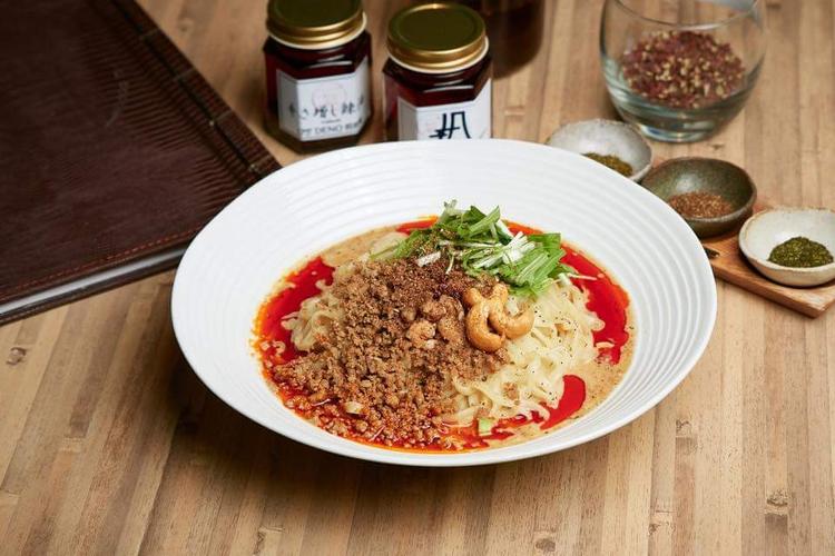 汁なし担担麺。