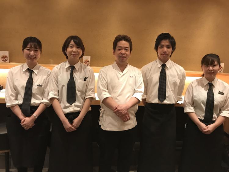 優しくて気さくなスタッフばかりです♪
