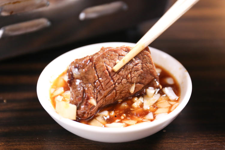 玉ねぎ入りの焼肉のたれ