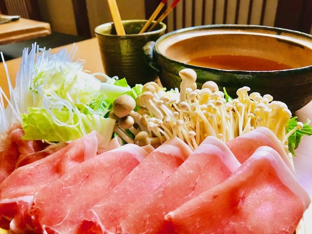 出汁で食べるしゃぶしゃぶは最高。