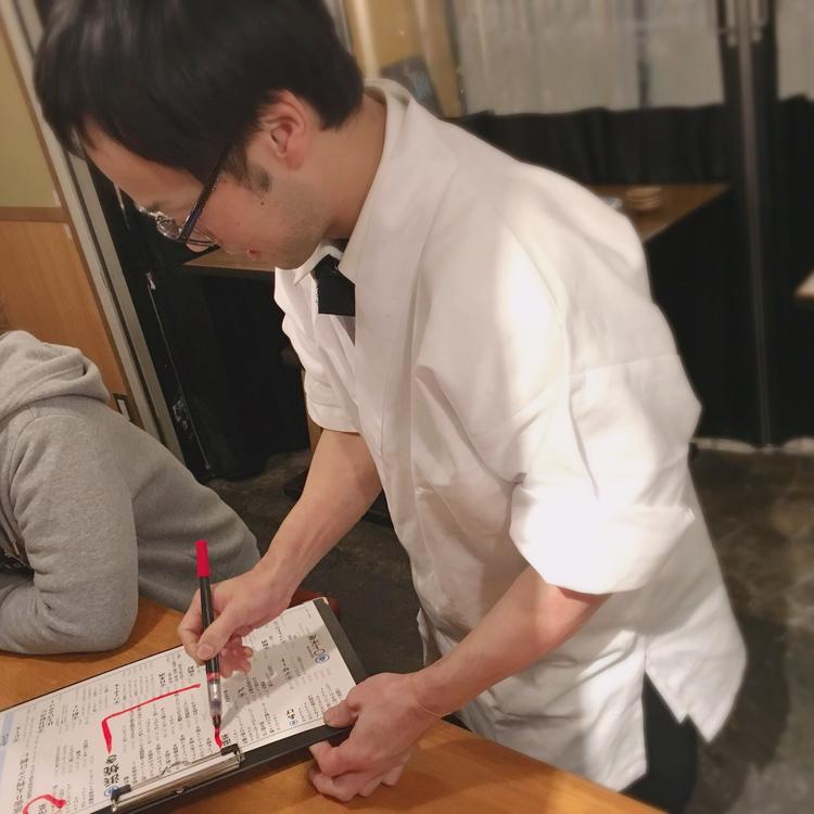 店舗主体でメニューや販促を考えます。