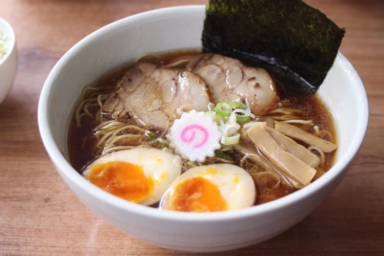 ランチメニューは中華そば