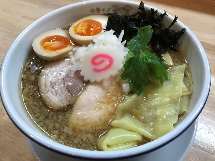 煮干も鶏も大人気!!