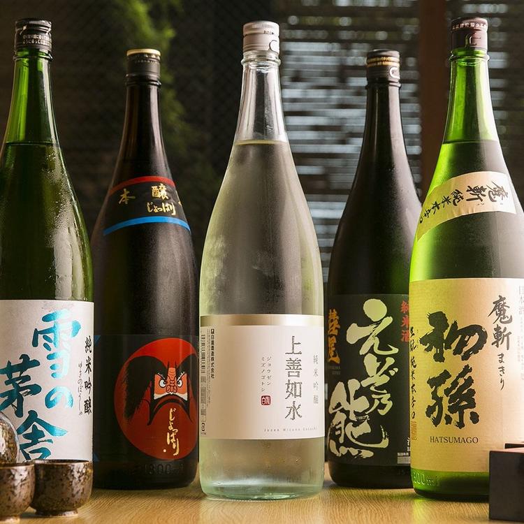 全国から選りすぐったお酒の数々