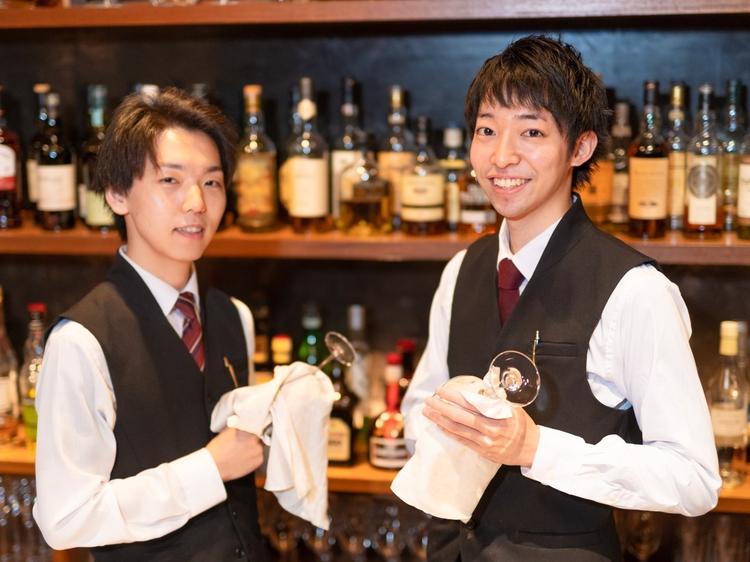 ワイン・カクテルの知識も身に付きます。