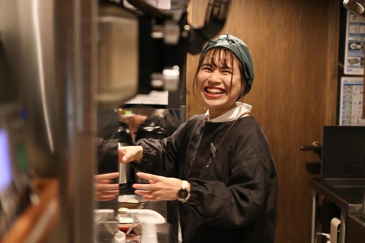 お客様の笑顔を作るのは、スタッフの笑顔。