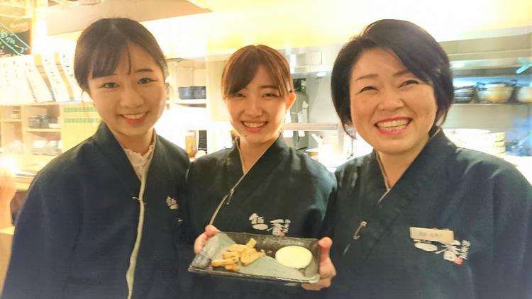 今日も吉田さん(右)とシフトの奪い合い!