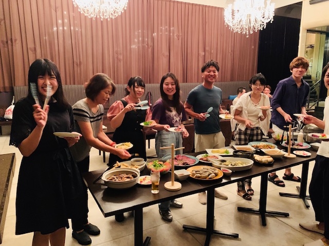 社長・社員・アルバイト仲良くやってます♪