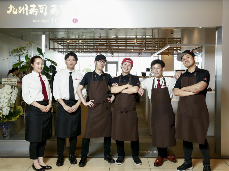 元気で、賑やかなメンバーと働こう!