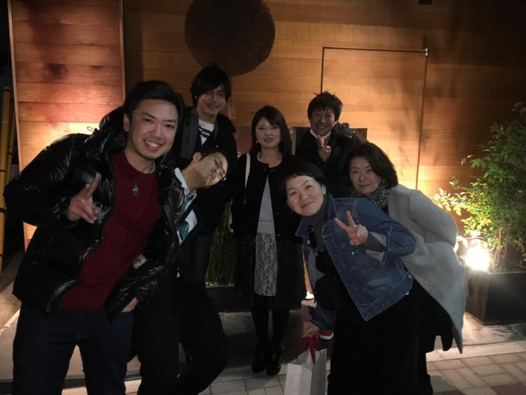 既存店では若いスタッフが多数活躍中!
