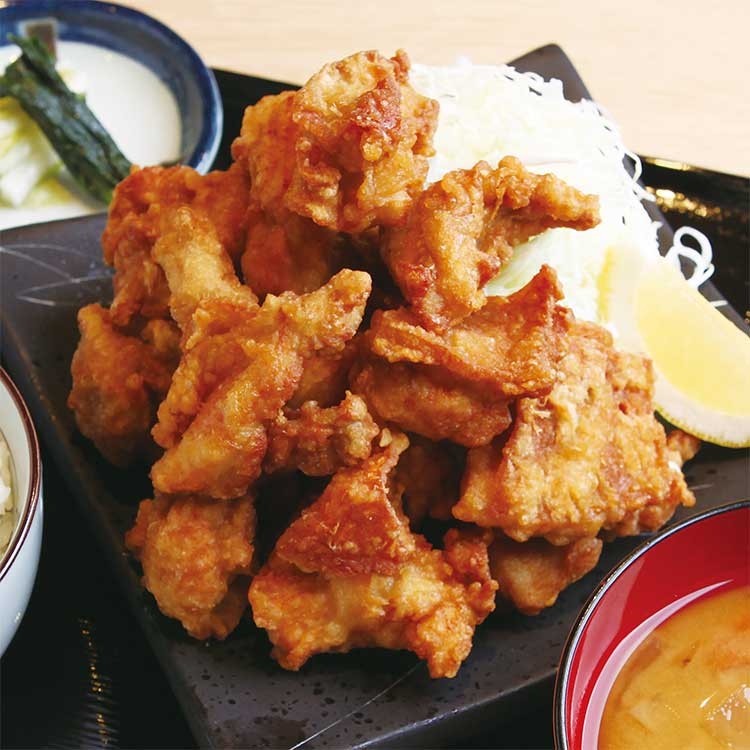 ランチはからあげが大人気!