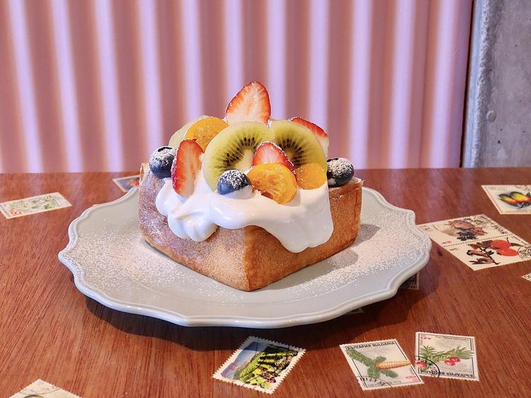 フルーツトースト