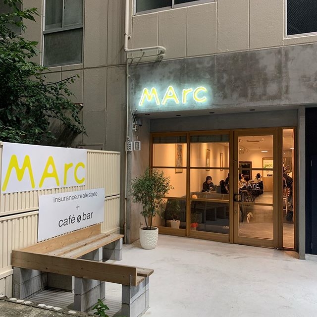 カフェ&バー MArc