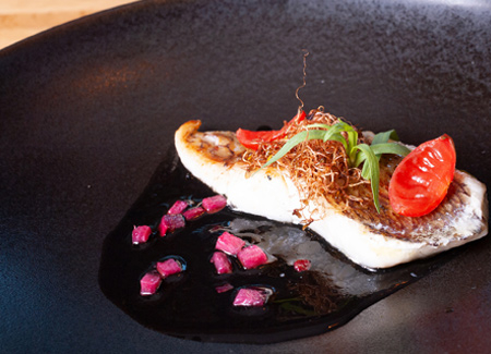 肉だけではなく魚も人気