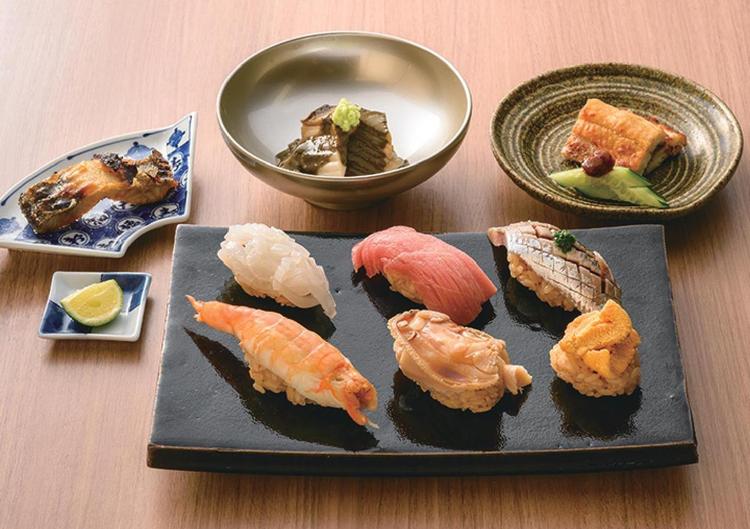 旬の食材を生かした季節感あふれる料理