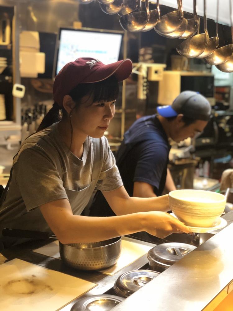 若いスタッフの多い職場です。