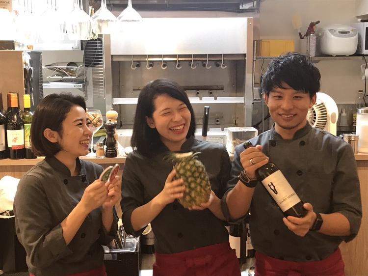 とにかくスタッフ同士も楽しいお仕事です!