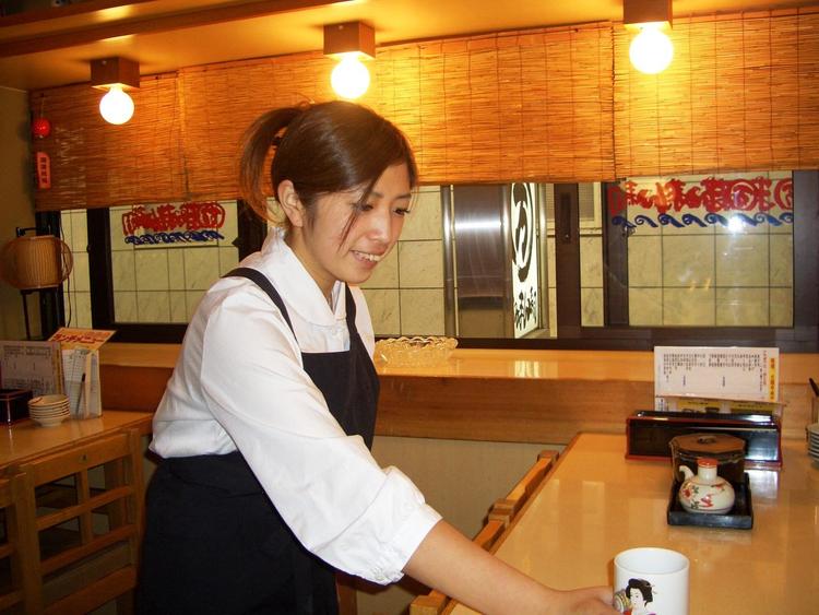 まるまん寿司 天五店