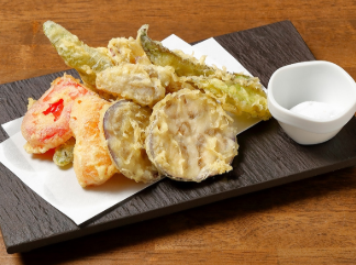 直送野菜の天ぷら盛り合わせ