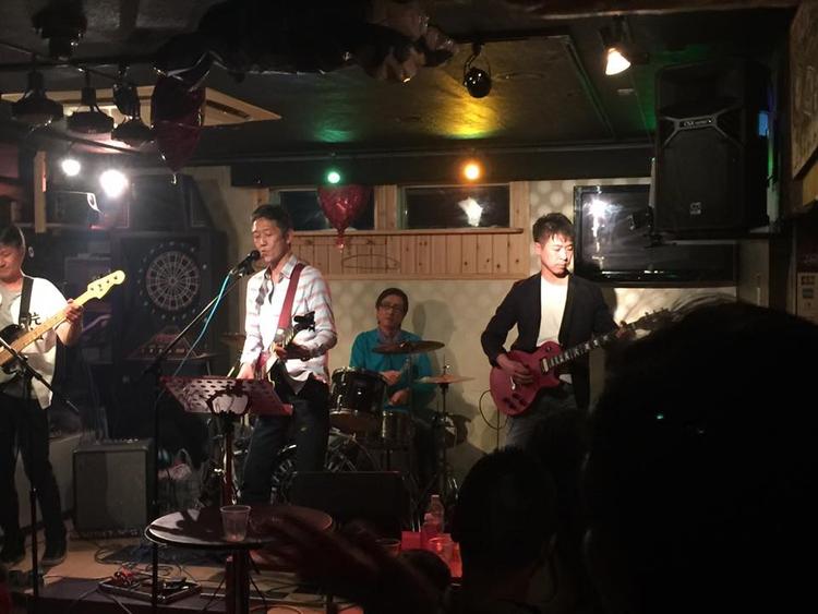バンドの演奏も楽しんでいただけます