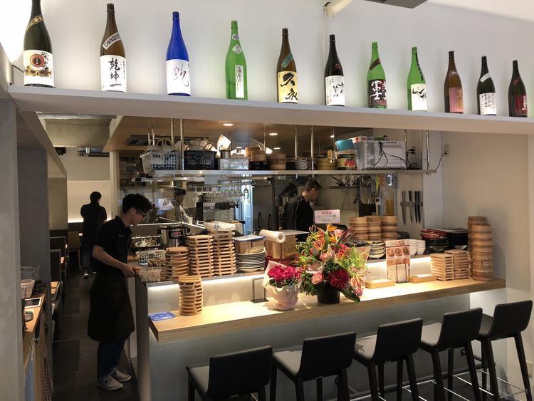 姉妹店『あざみ野店』の店内
