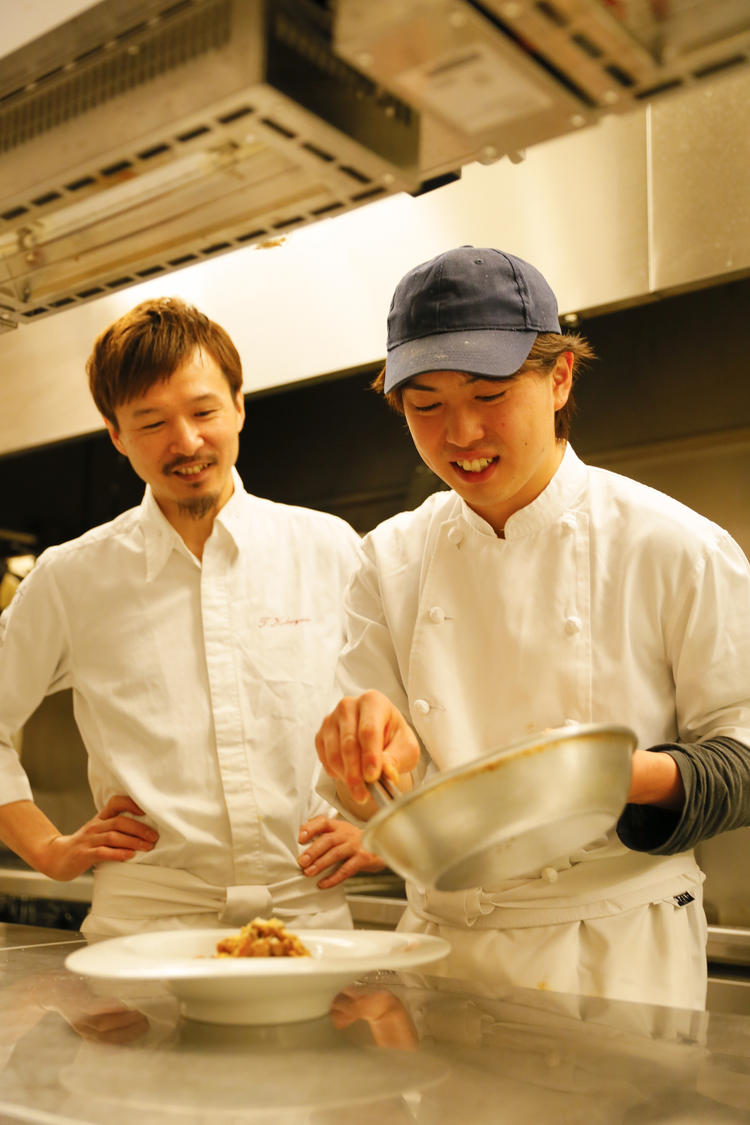 しっかり指導してくれる先輩や上司がいる