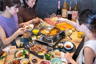 もつ唐と水炊きもつ鍋 由乃 本山店