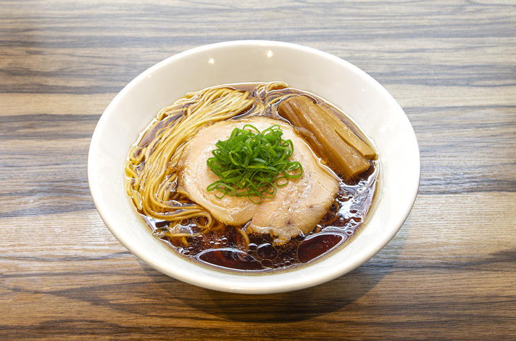 淡麗醤油ラーメン