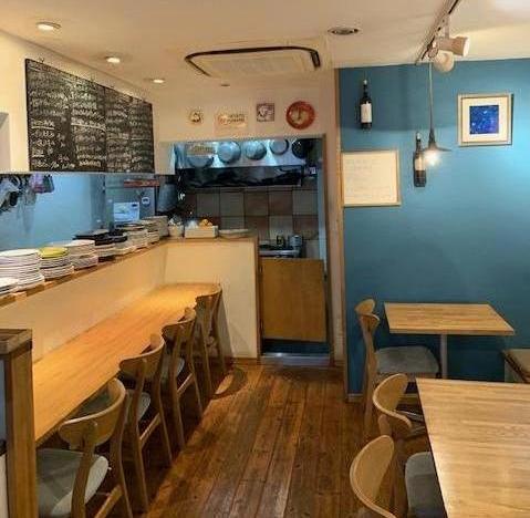 あたたかい木のぬくもりいっぱいの店内◎