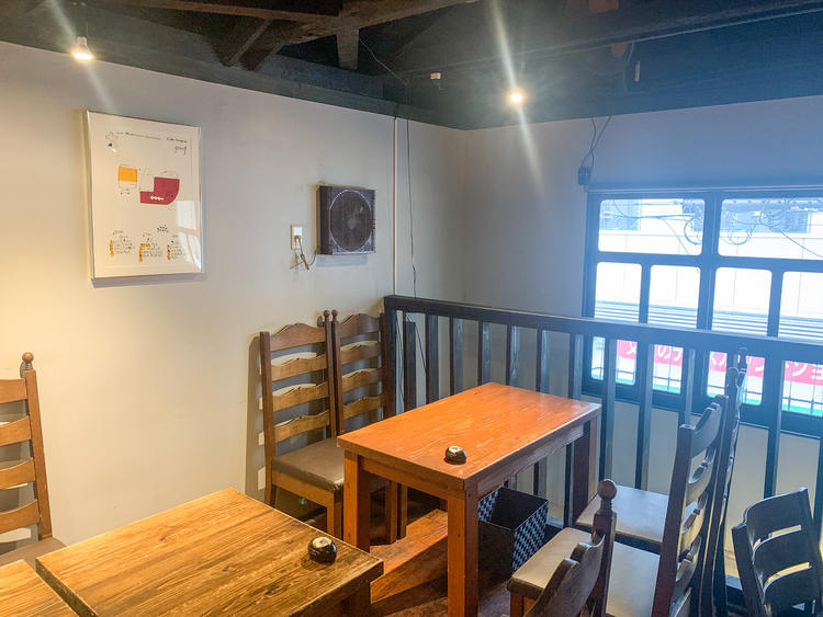 店内は落ち着いた雰囲気です