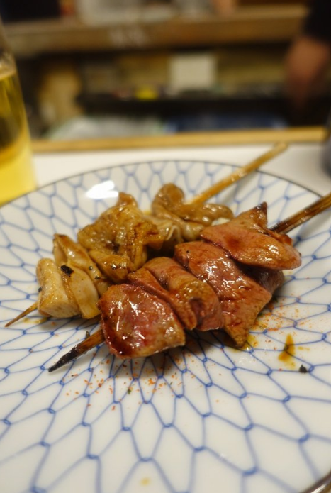炭火焼でじっくり焼き上げます
