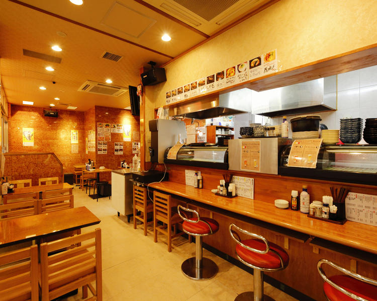 東神奈川2号店、店内
