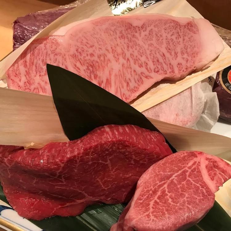 毎日厳選された黒毛和牛を使用します