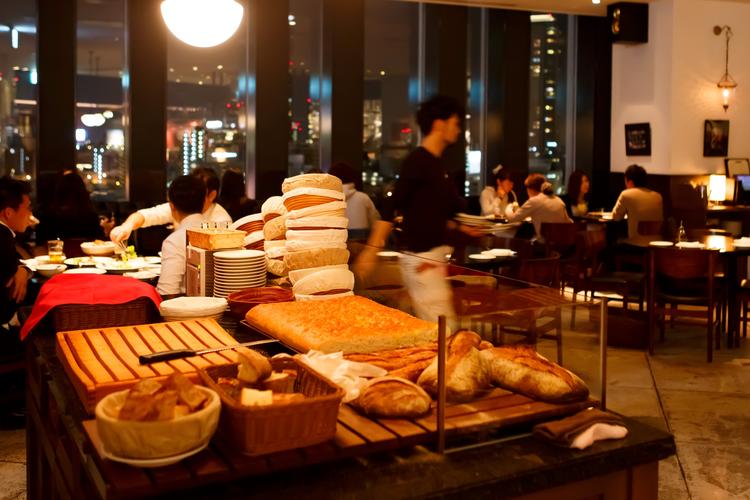 BRASSERIE RUBIN 横浜ニュウマン