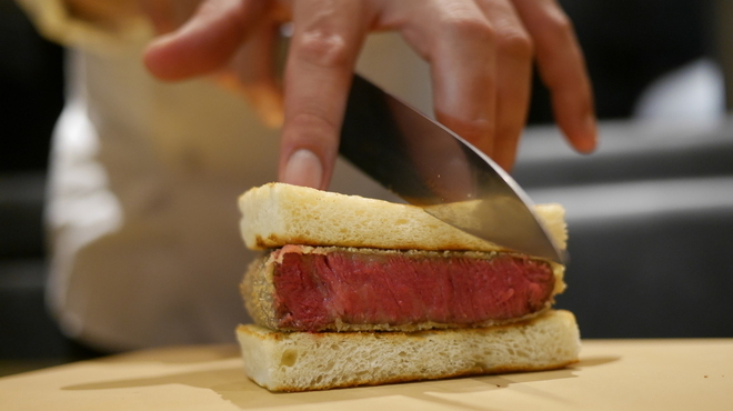 特製ヒレカツサンド